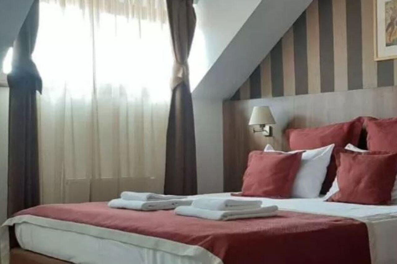 Gott Hotel
