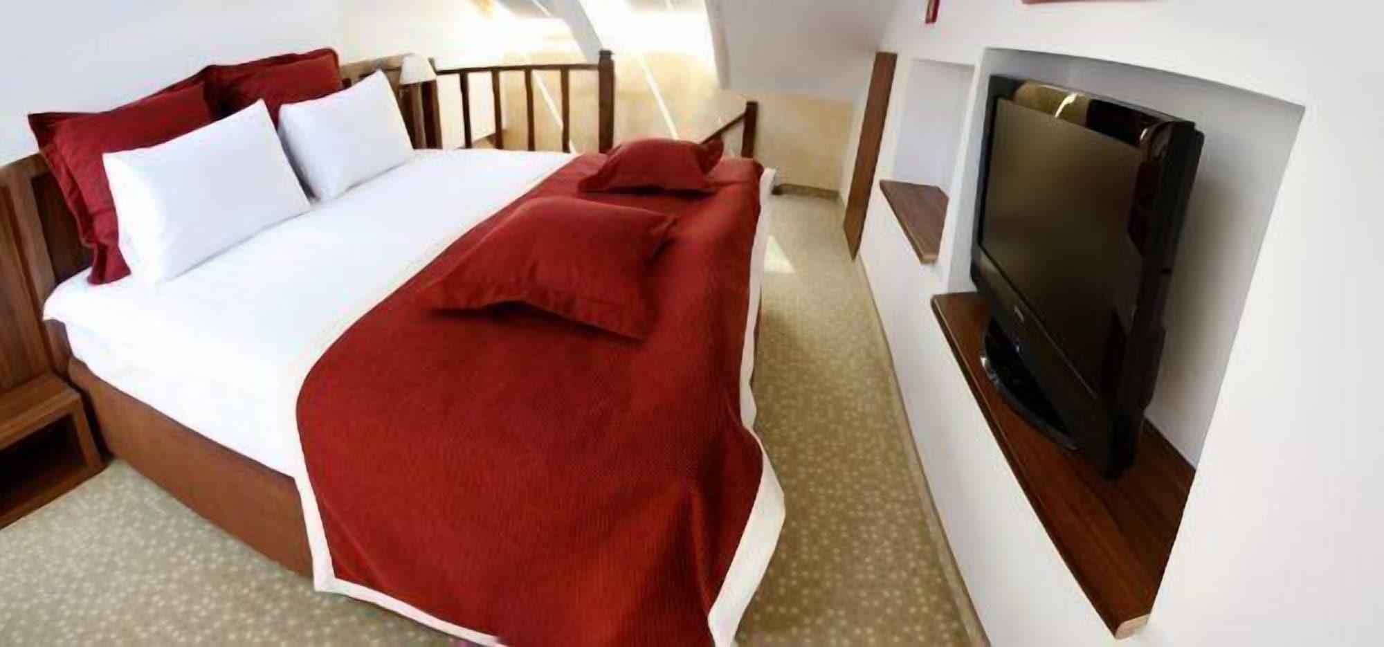 Hotel Gott 3*